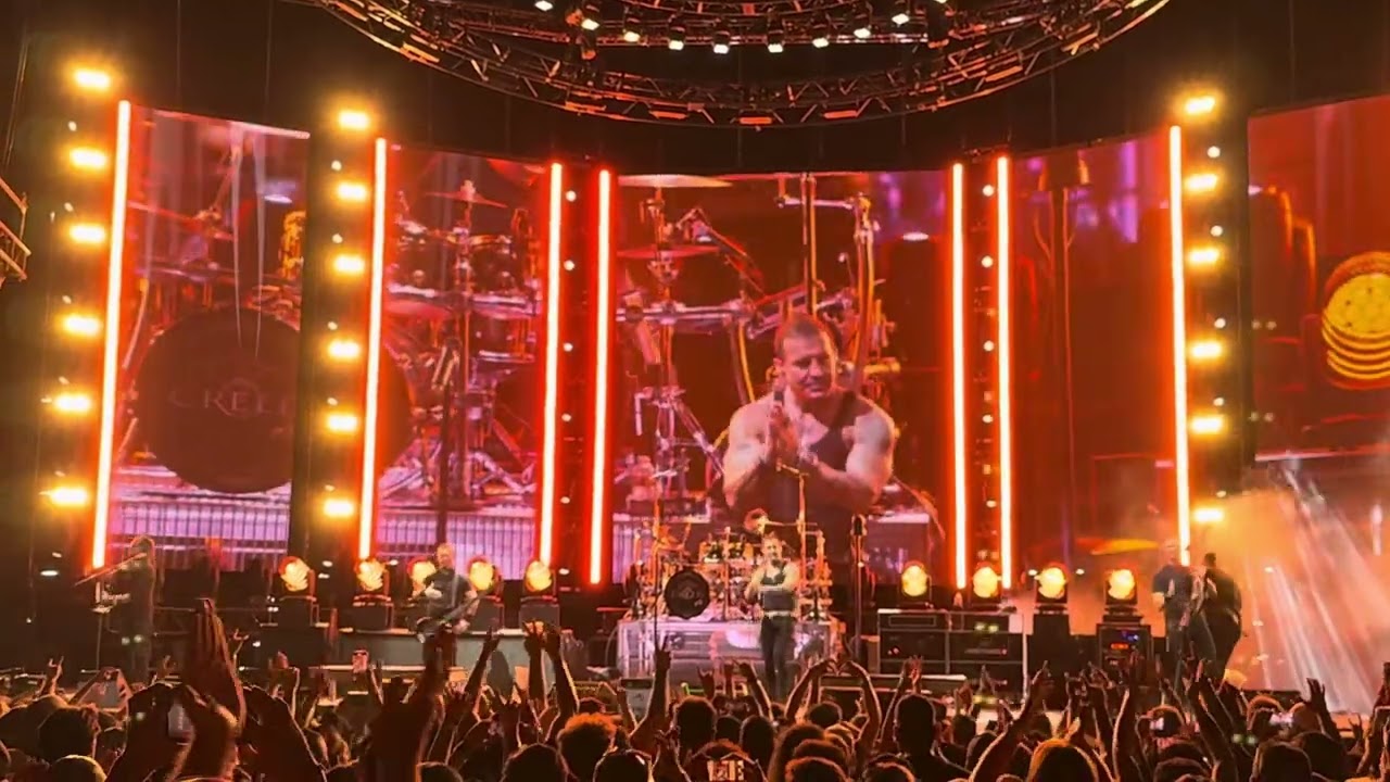 Creed Scott Phillips drum solo Higher 8.4.25 Isleta Amphitheater Albuquerque New Mexico USA live