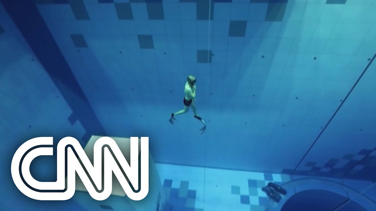 Piscina mais funda do mundo é inaugurada na Polônia | NOVO DIA