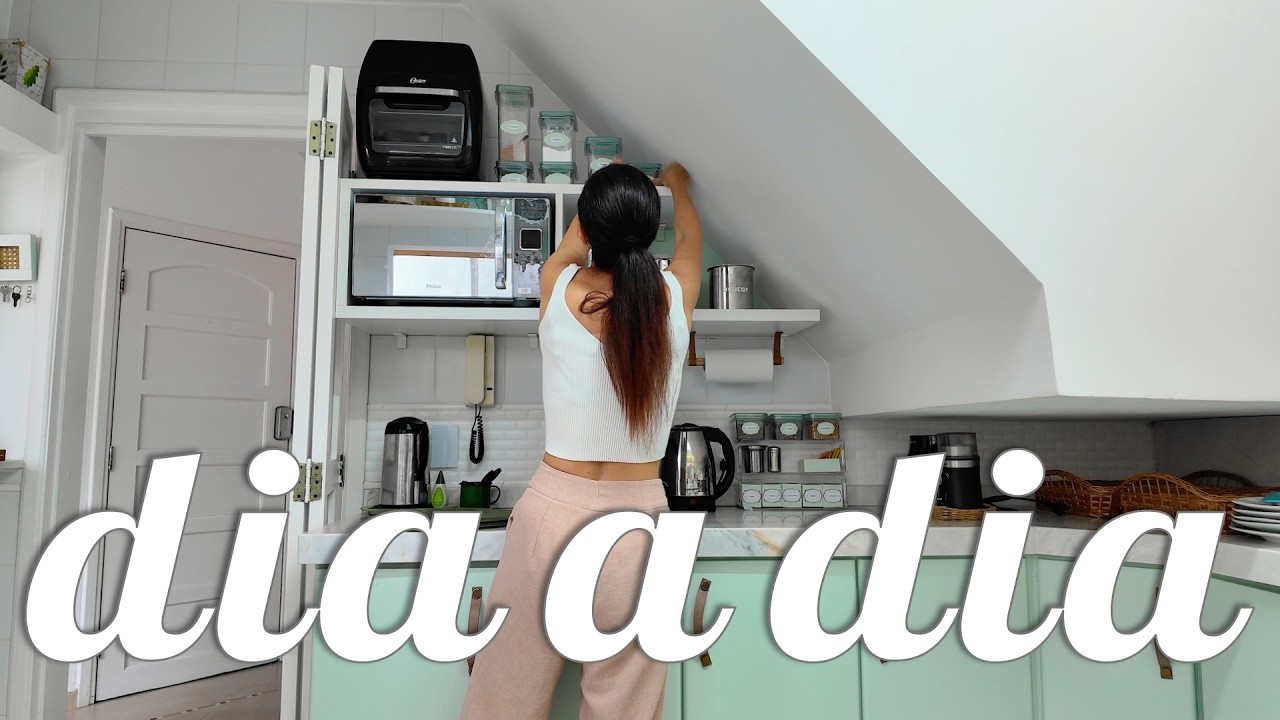 A cozinha ficou com tudo no lugar 🍳Criei um organizador para chás ☕️Fui na loja de variedades 🛍️