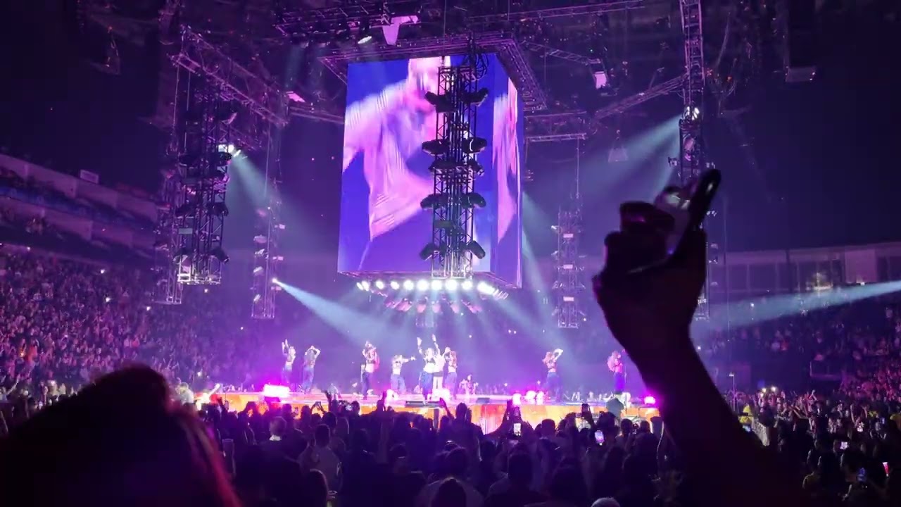Vente pa ca - Maluma world tour 2022 London
