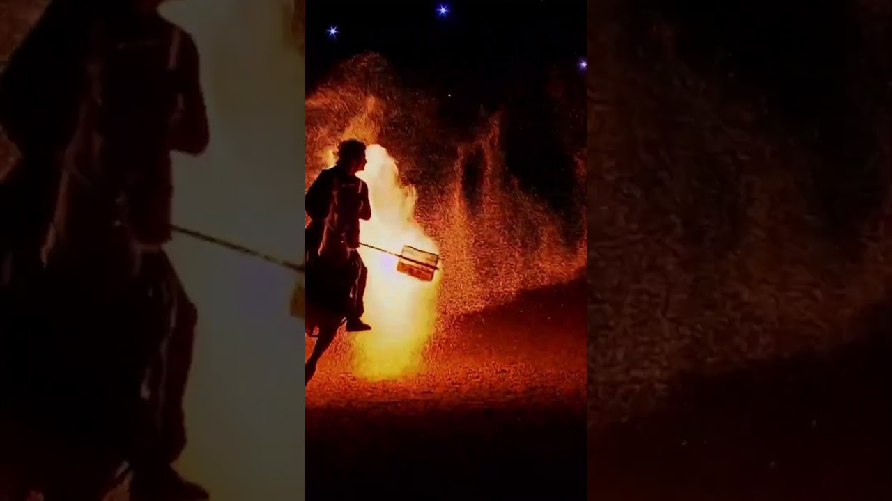 Spectacle de feu interpr&eacute;t&eacute; avec passion par Mario Luraschi et ses cavaliers.