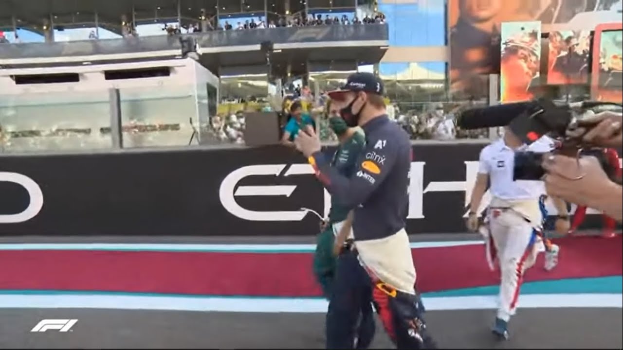 Verstappen asks Vettel before the 2021 Abu Dhabi GP