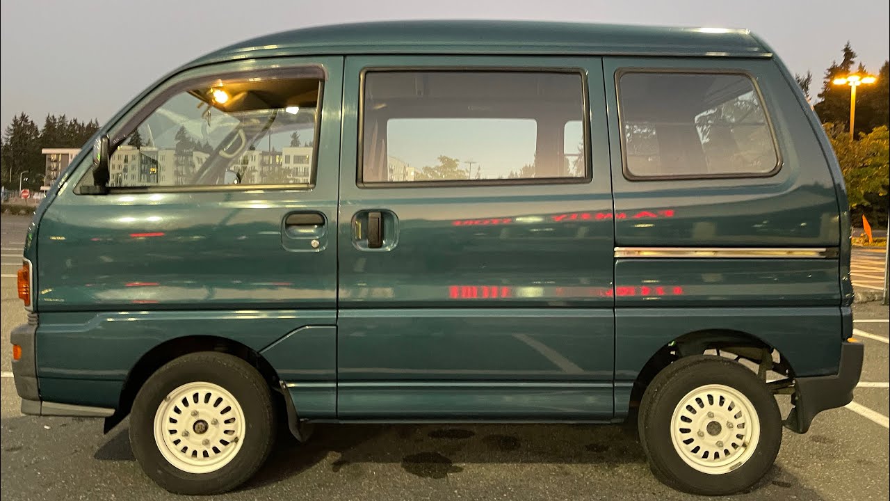 SOLD 1996 Mitsubishi Minicab MINI Van 4WD MT5 350kg 38,700mi RHD-JDM