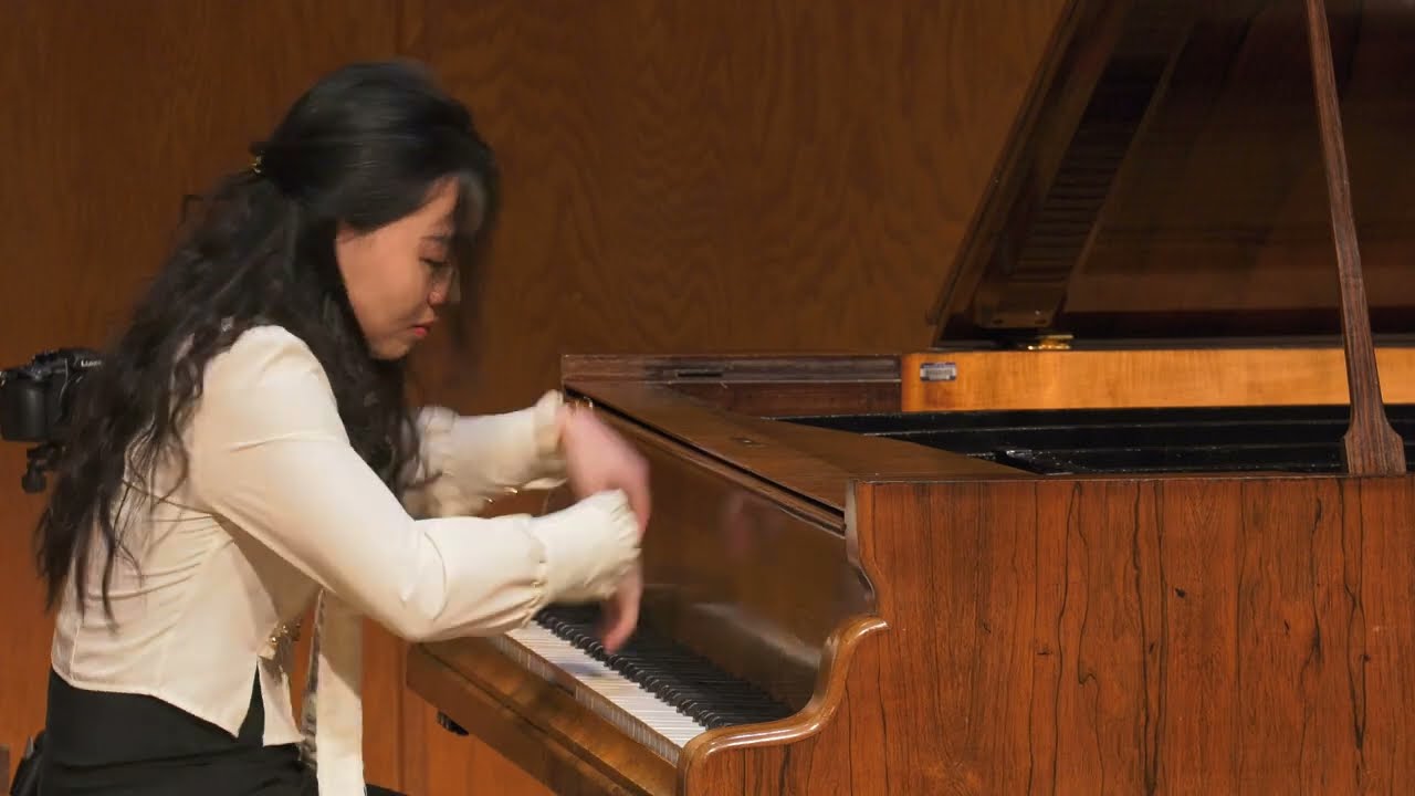 Arabesque No.1, Op.61 by Cécile Chaminade // Yumiao Mai, piano