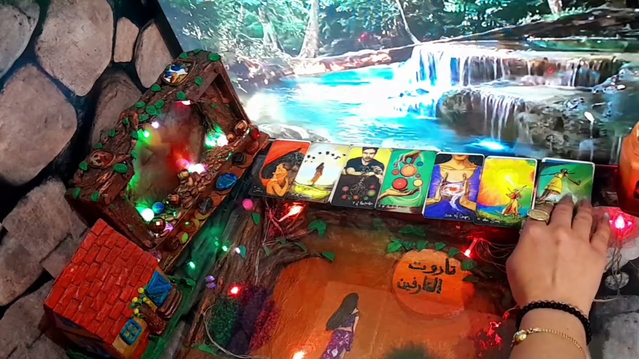الكراش (الصامت) 🙊 تهكير عقله الباطن افكاره اتجاهك🤔 ومشاعره😍 وهل هياخد خطوه ولا لا🧐