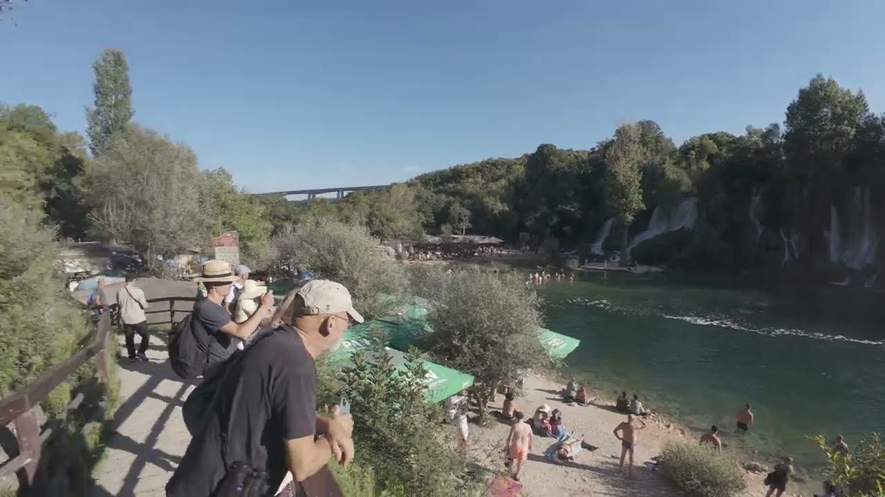 Bosna a Hercegovina: cesta, vodopády Kravica a první ubytko!