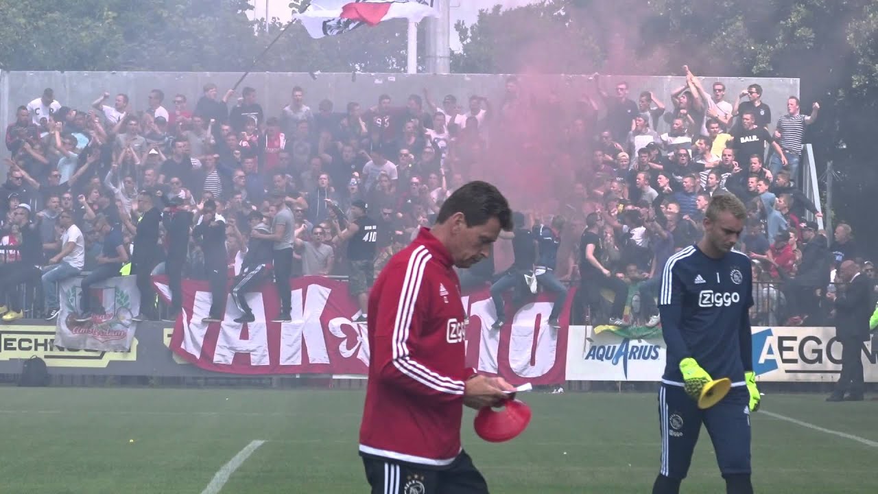 Eerste openbare training Ajax seizoen 2015-2016 : 90 minuten lang