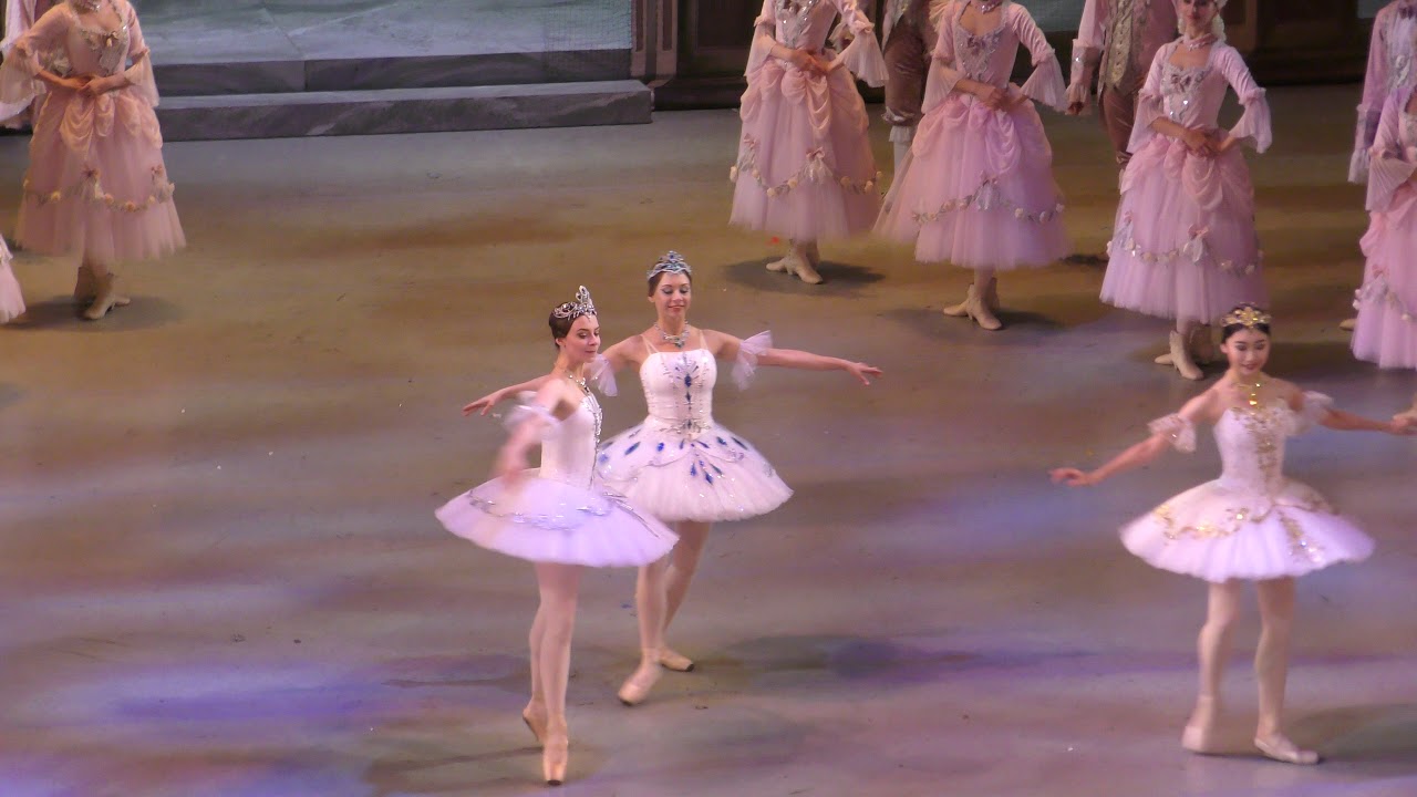 11/08/18 Primorsky Sleeping Beauty apotheosis and bows
