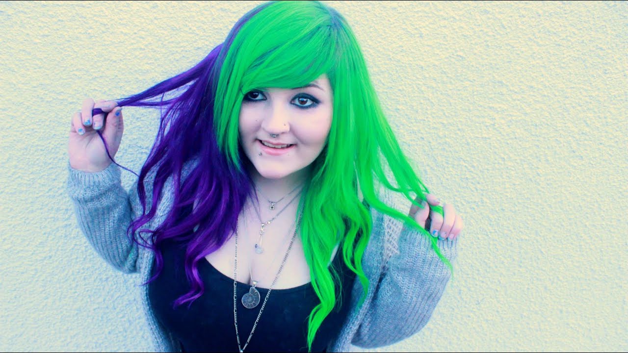 ♥ DYING MY HAIR: Purple and Green! ♥ (half & half!)