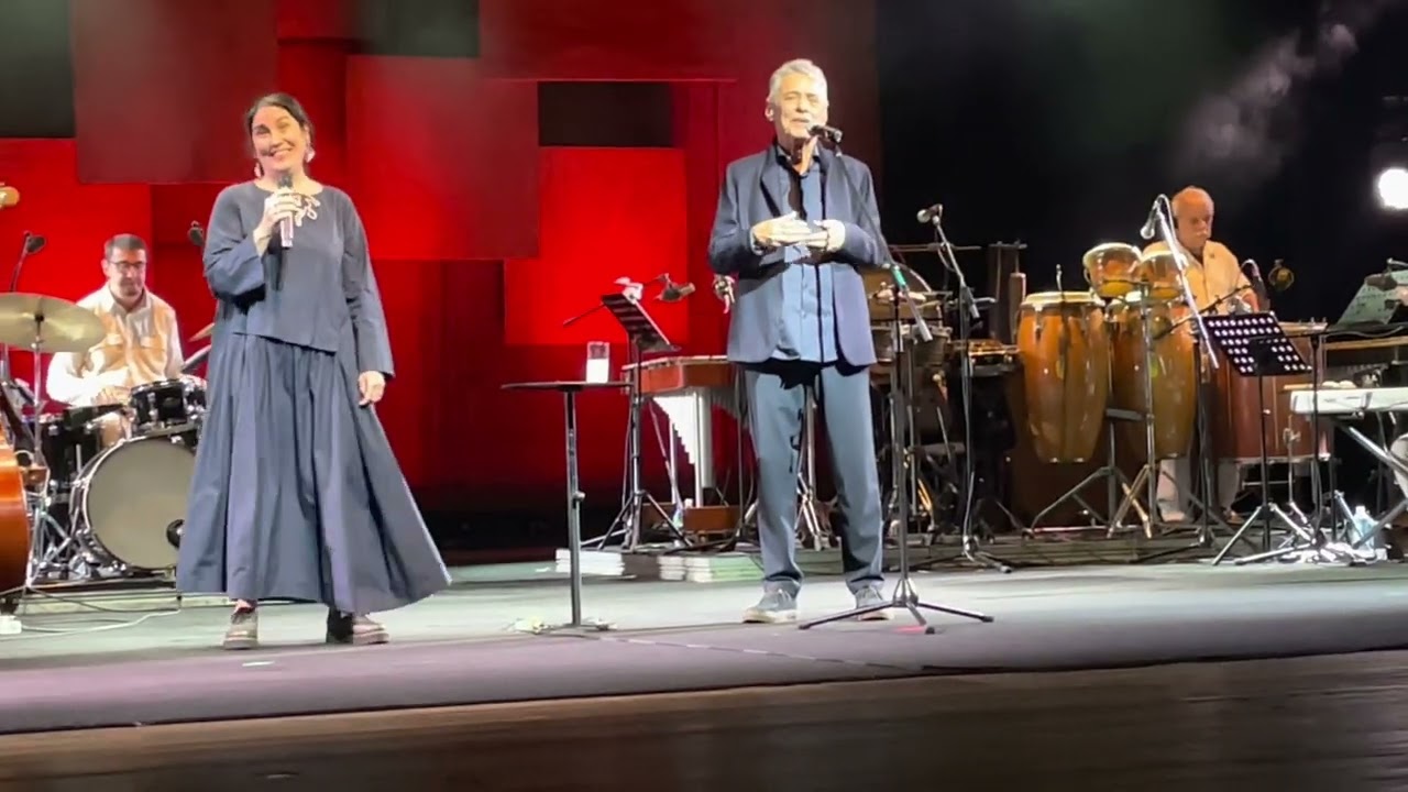 Chico Buarque - Noite dos mascarados | Recife | 10.12.22