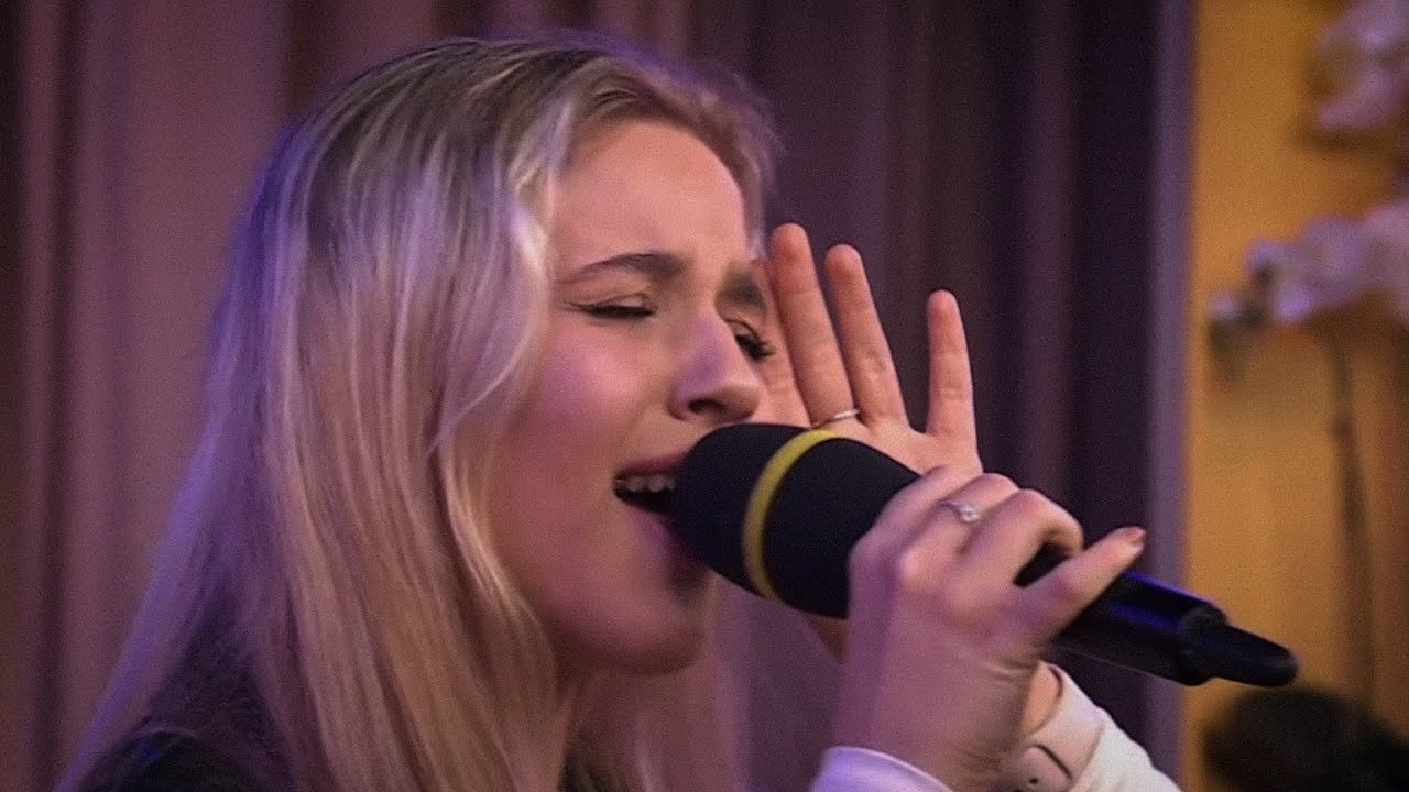 Dianah Kay - Sebadeštruktívny návyk/Self-destructive Habit LIVE | Teleráno