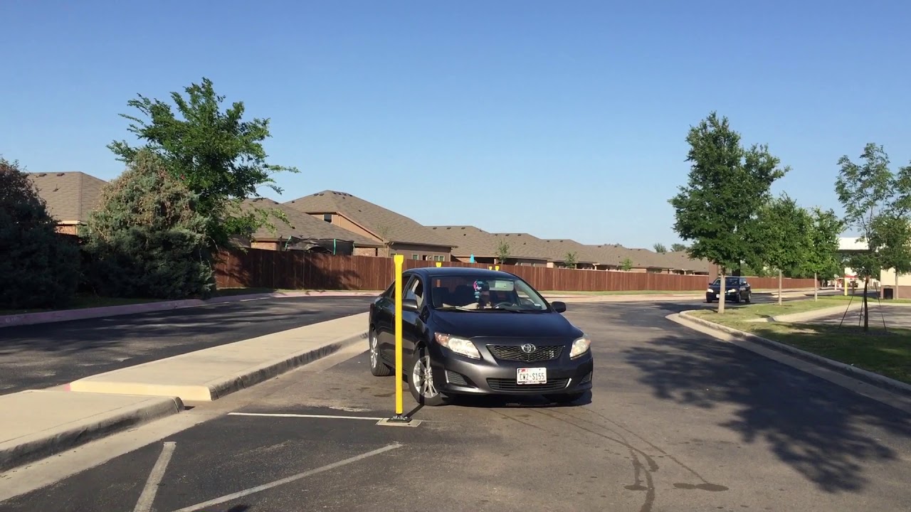 Preparing for parallel parking in Texas