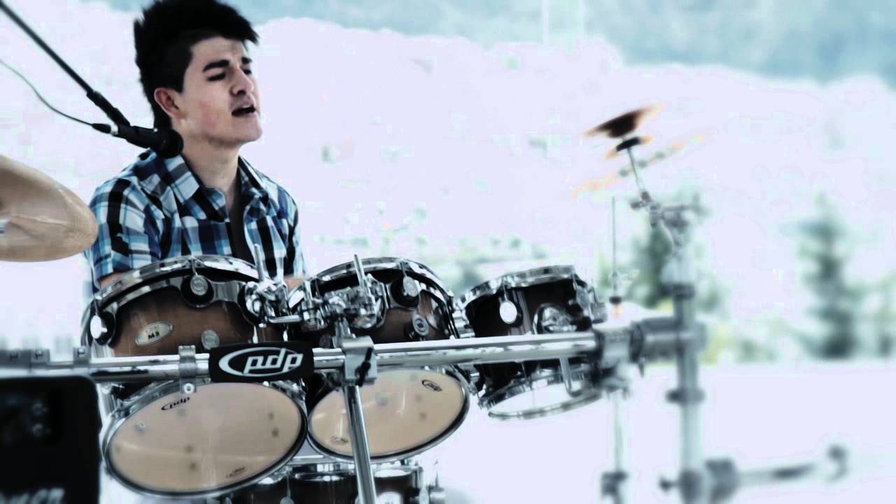 CAALÚ - UN ERROR Video Oficial