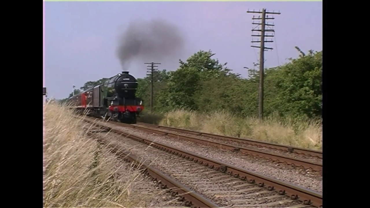 Great Central Railway in July 2002 with 'Green Arrow', Ditcheat Manor and USATC 5197