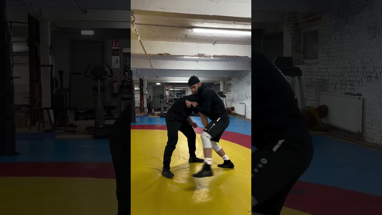 Neck throw move 🤯💥
