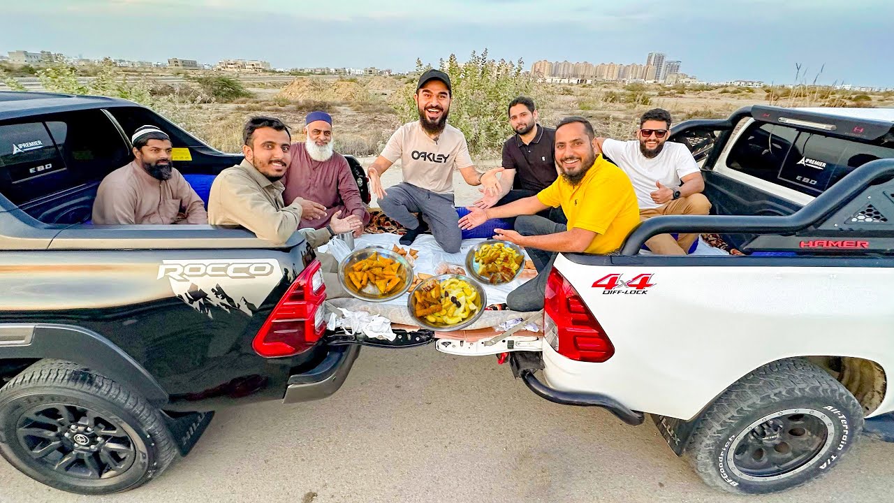 Revo ke daaley mein iftar ki dawat hogai 😍🛻