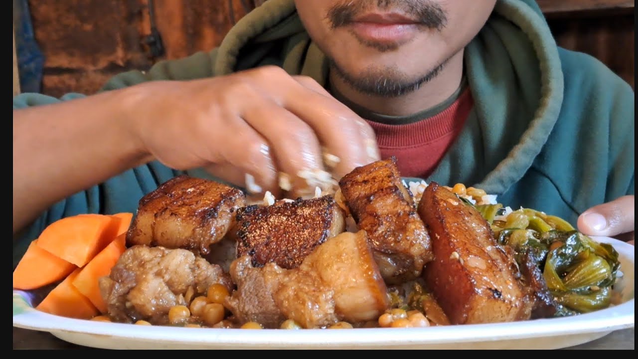 Village Rosted Pork and Mattar Curry || Village Mukbang @FoodieManMJ