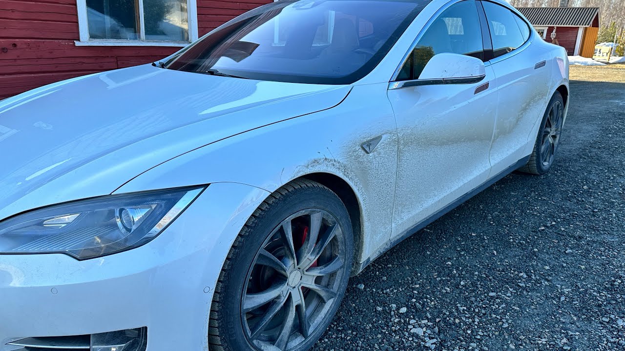 Tesla ja Akku paskana 😡 ei takuuseen