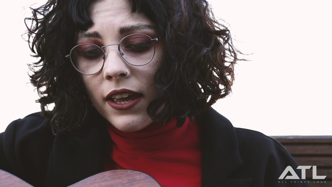 Pale Waves - One More Time [Acoustic Session]