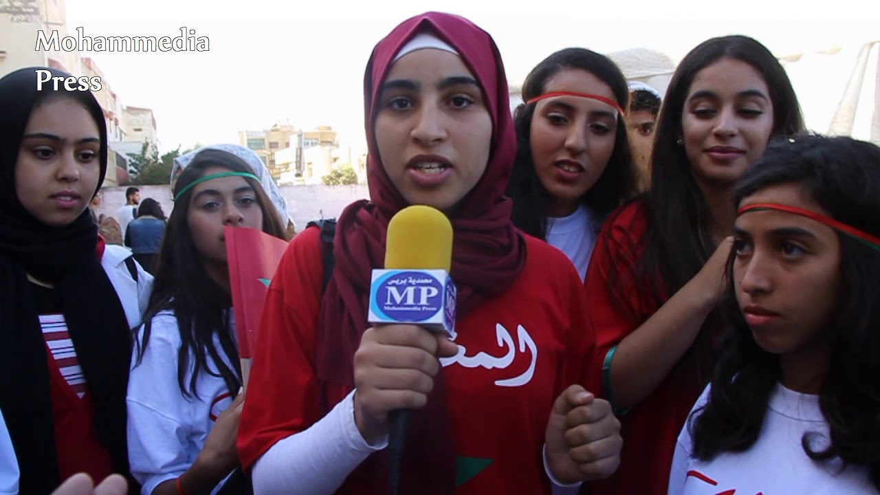 تلاميذ ثانوية العالية بالمحمدية يخلدون الذكرى 42 لانطلاق المسيرة الخضراء
