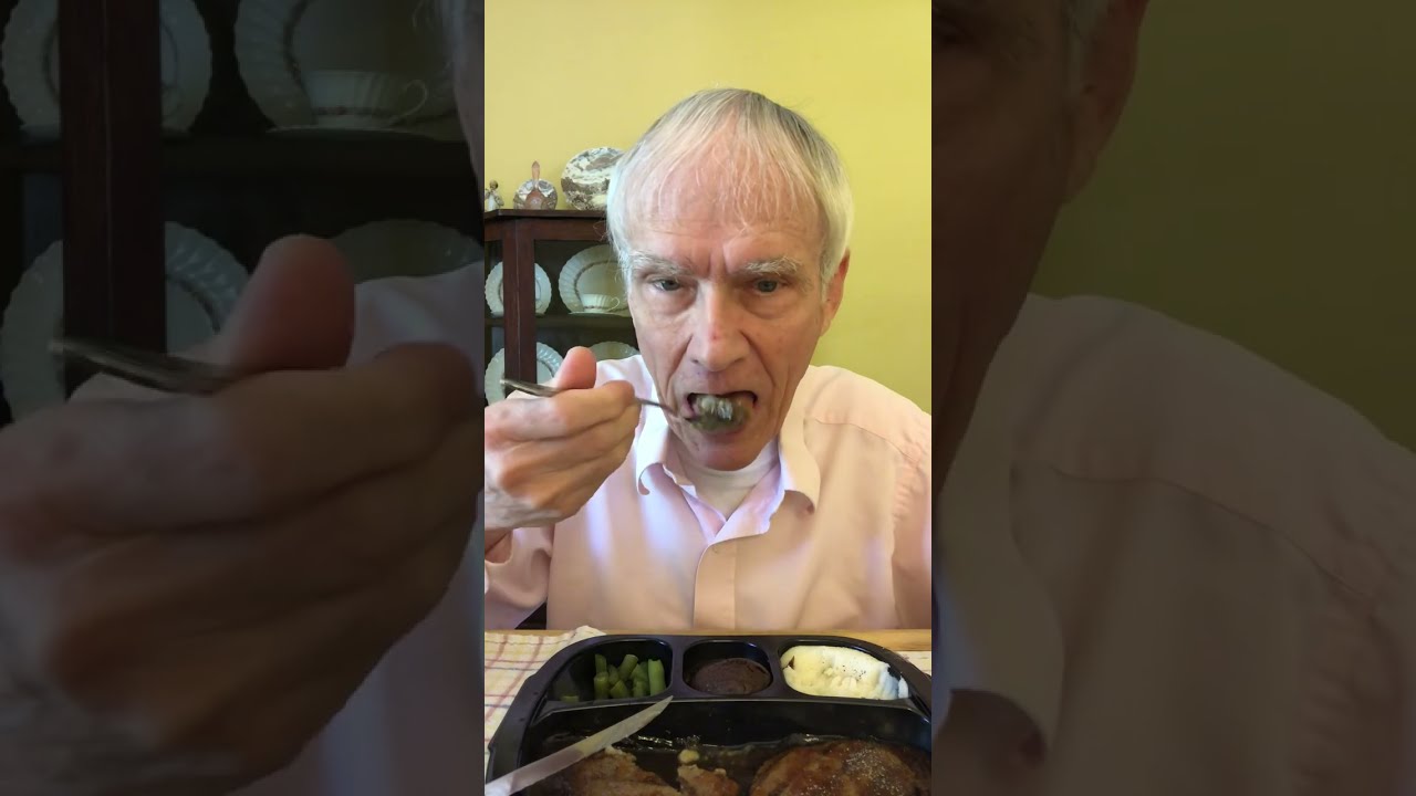 ASMR: Hungry-Man Dinners (стейк из Солсбери)