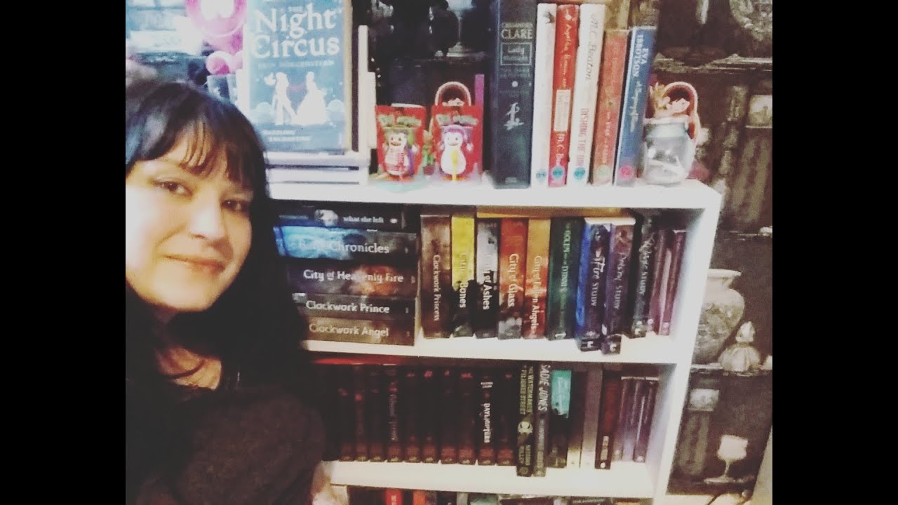 Asmr - Show & Tell - My book Collection / Lots of Book Tapping Sounds #books