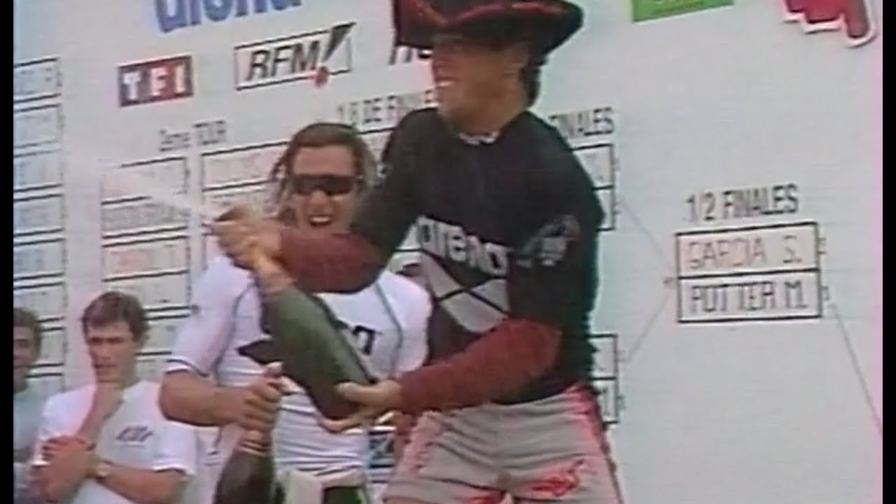 1991 [COMPET] Arena Surf Master à la Grande Plage de Biarritz - Émission Minuit Sport