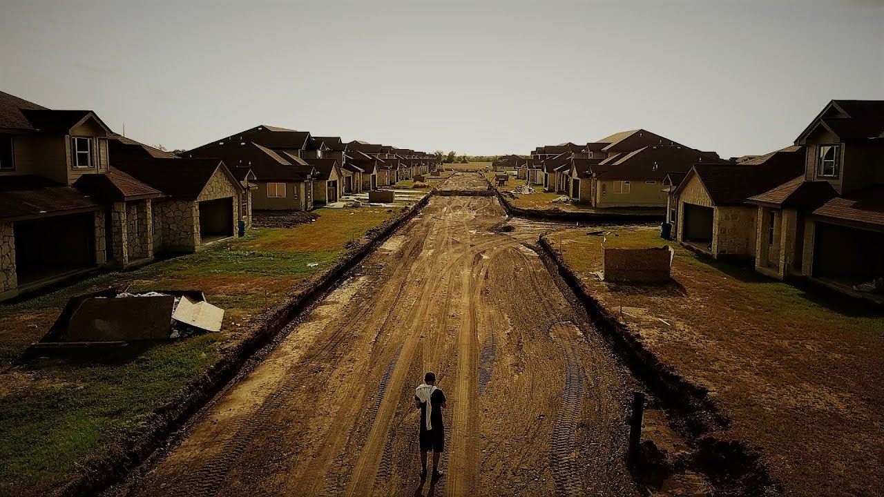 140 Houses Abandoned in Apocalyptic Neighborhood-Owner in Prison