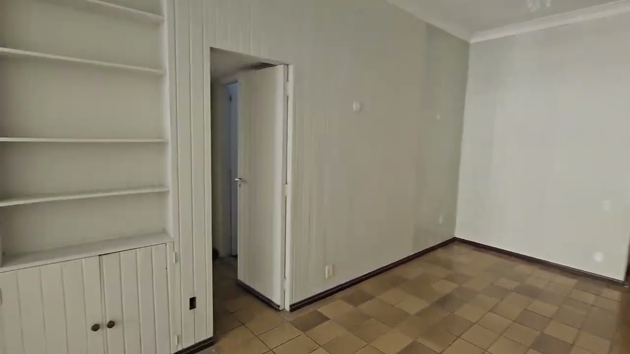 3 quartos com vaga na Rua Constante Ramos Posto 4