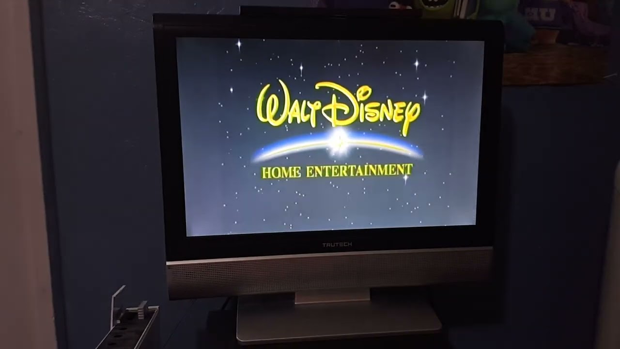 Opening to Mickey's Magical Christmas: Snowed In At The House Of Mouse 2001 Dvd