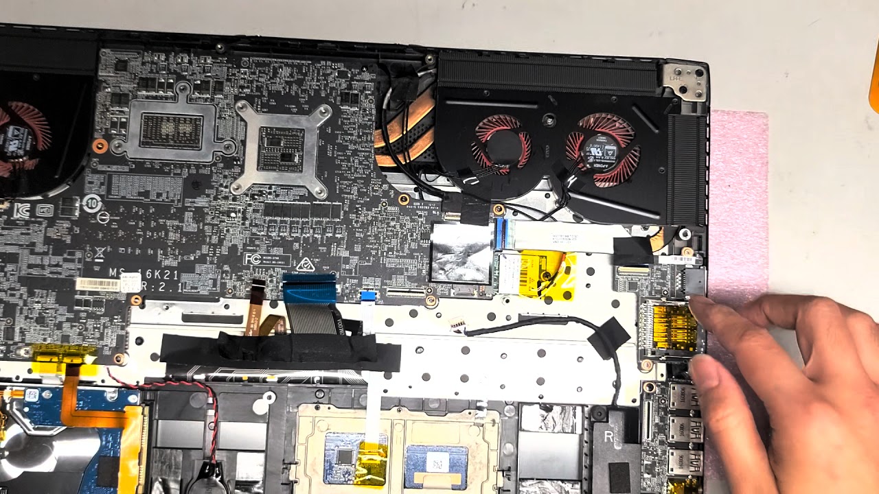 MSI GS73VR Stealth Pro 7RF Disassembly RAM SSD Hard Drive Upgrade Repair Noisy Loud Fan Repair