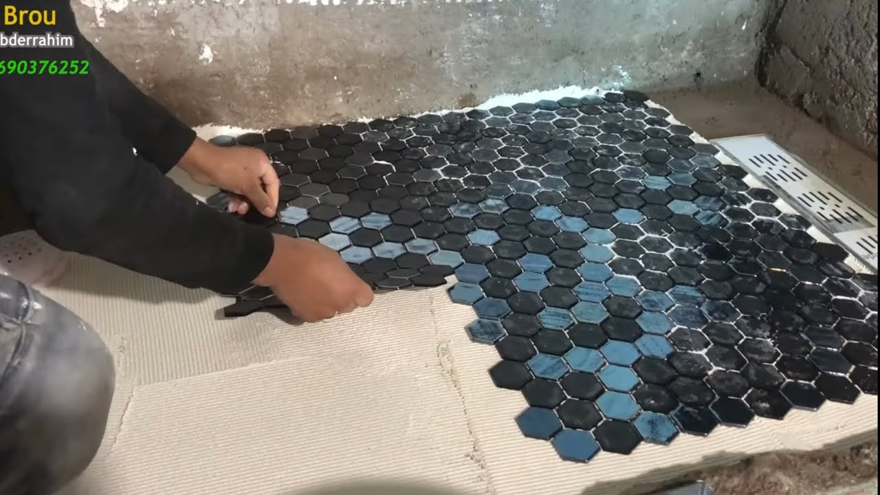 عدنا: تهيئة الحائط+تركيب زليج+تلصيق الموزاييك؛حمام إطاليcarrelage) 🇮🇹) (سيراميك)(tarkib zalij)