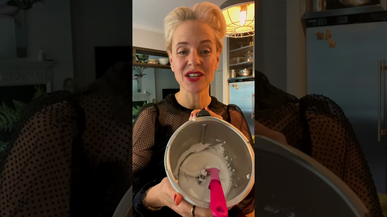 Table Place Setting Biscuits for The Kids with Deborah Brett