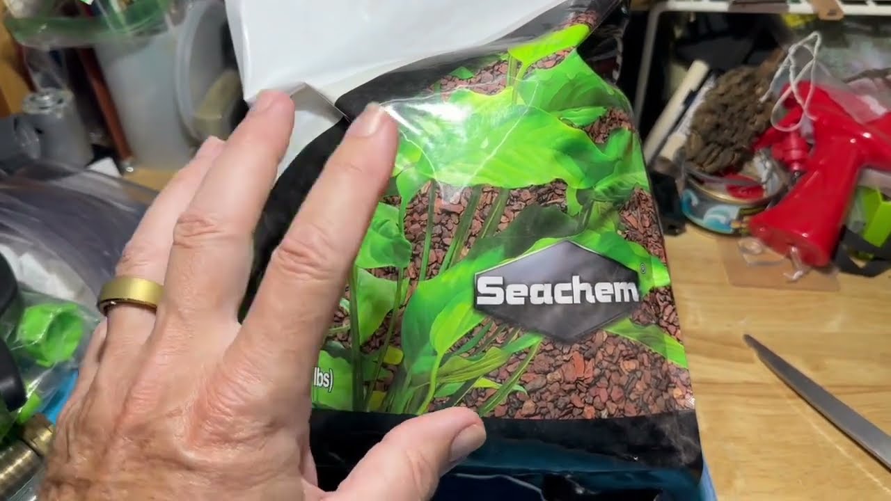 Seachem Flourite versus Kitty Litter. Is it really worth paying the extra money for Flourite?