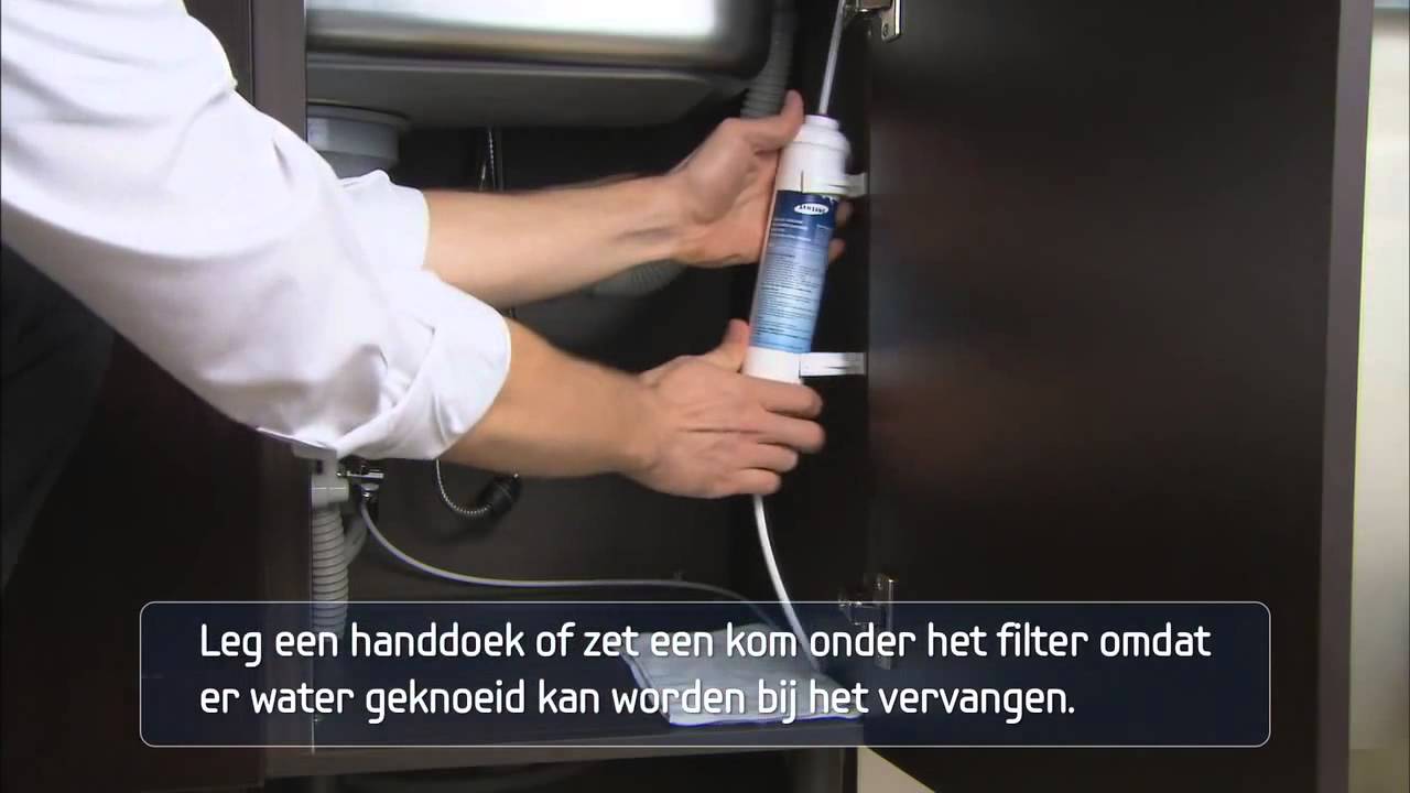 Hoe vervang ik het externe waterfilter van de Samsung side-by-side koelkasten?