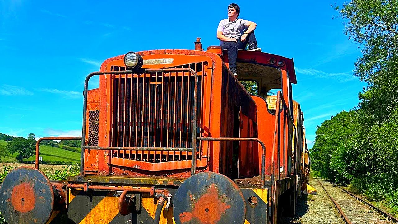 ABANDONED asphalt quarry trains - abandoned places uk