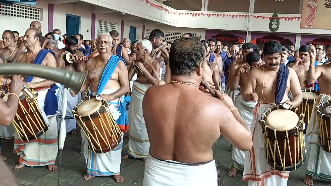 Pancharimelam-Peruvanam Kuttan Marar - Ernakulam T.D.Temple Aarattu 2022 (13-03-2022)-Part 06