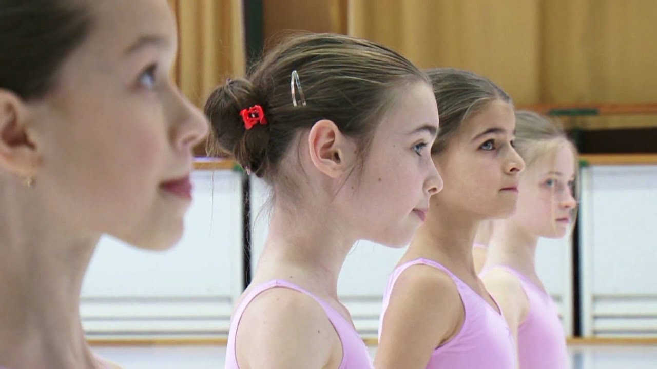 Táncról Táncra 01 - bemutatkozik a Győri Tánc -és Képzőművészeti Iskola