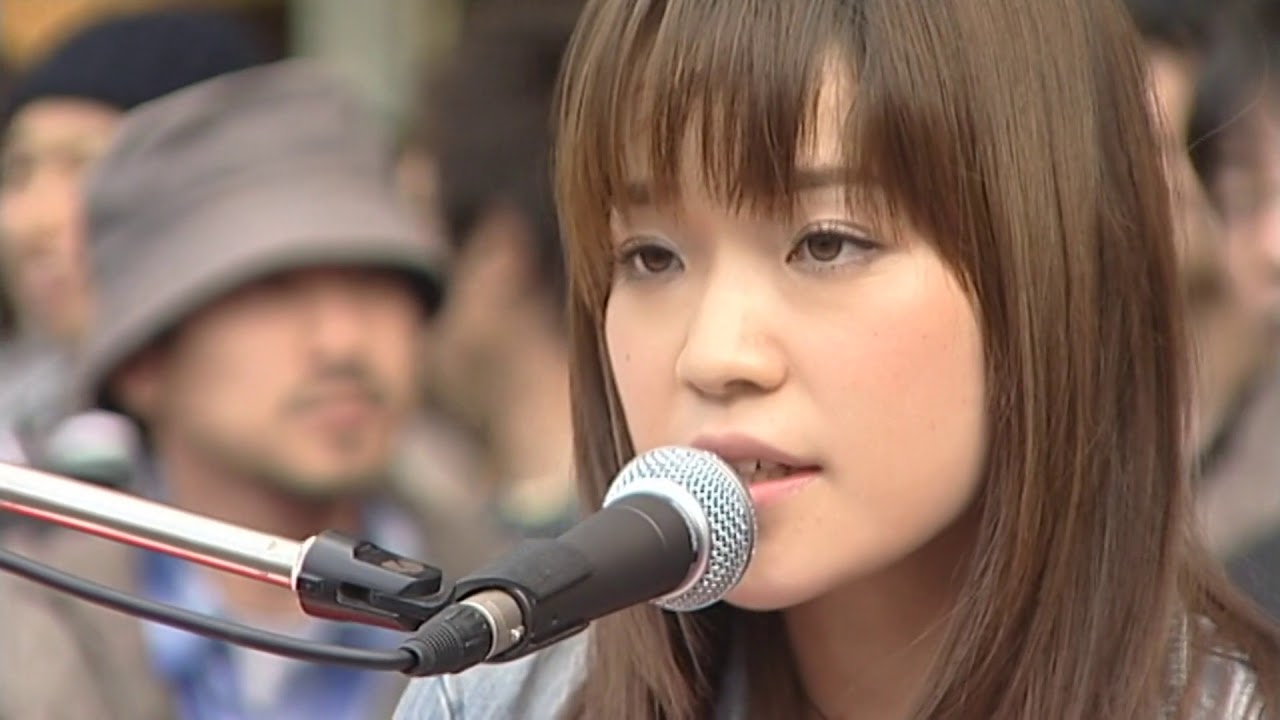 川嶋あい 路上ライブ1000回目『天使たちのメロディー』