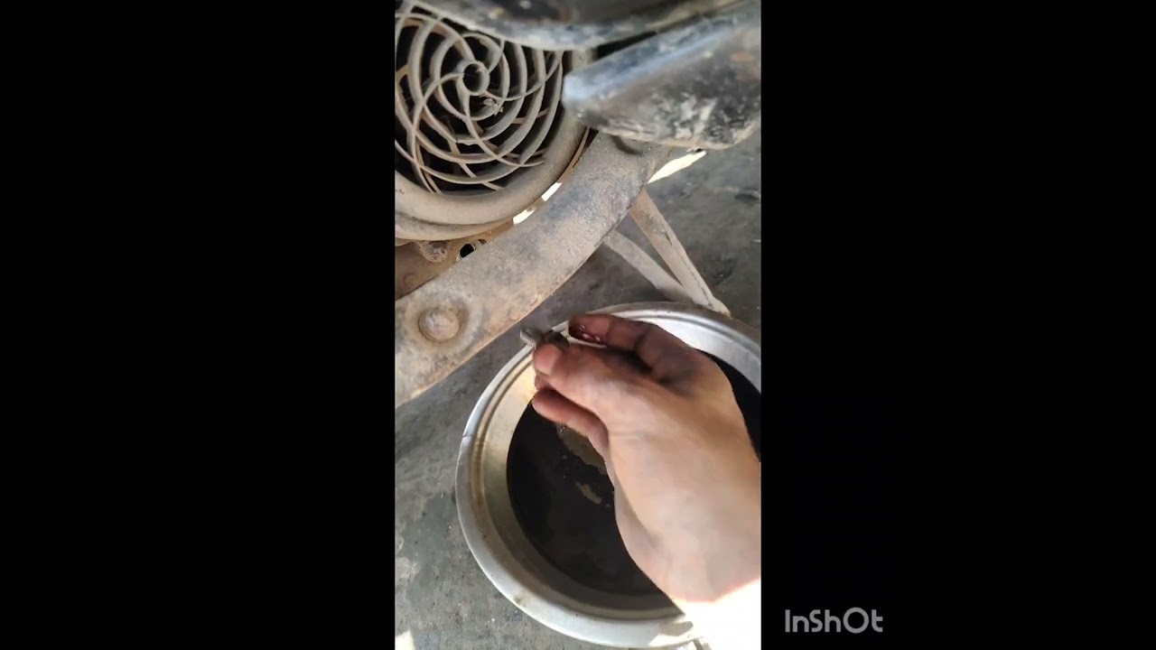 Honda Activa oil change