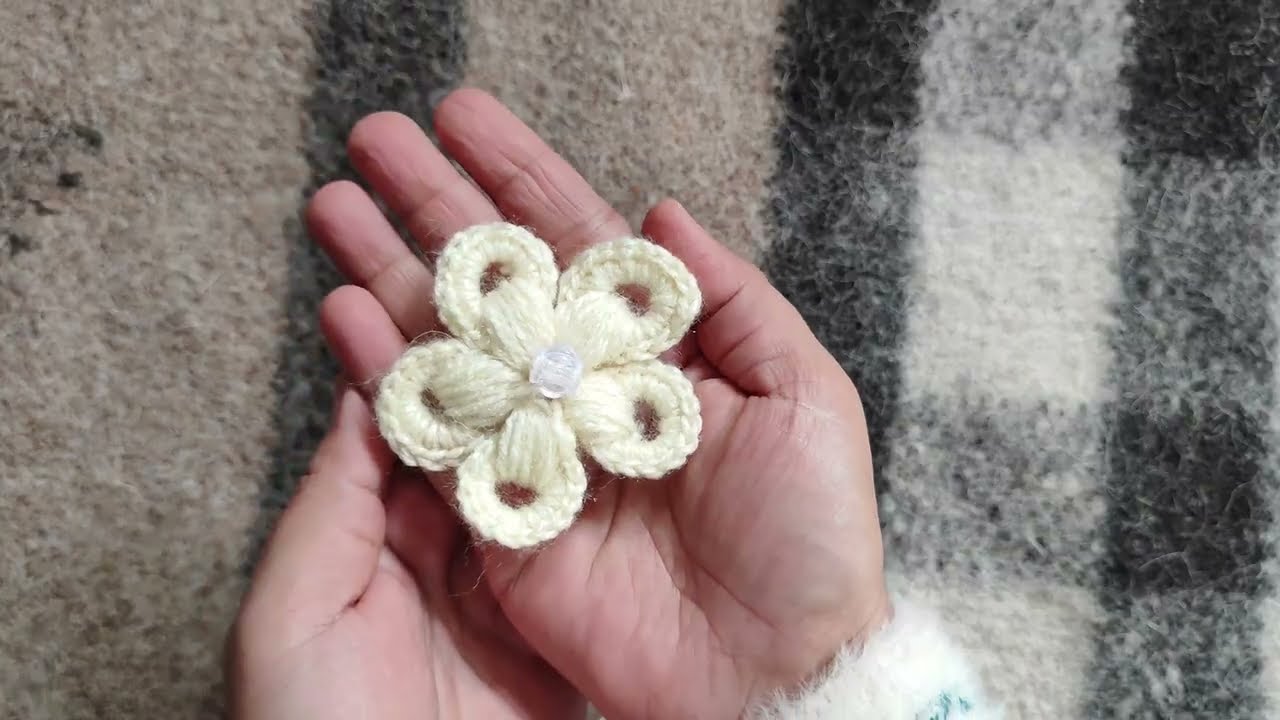 wow 😯 what a amazing new crochet design #crochet #knitting #woolen craft