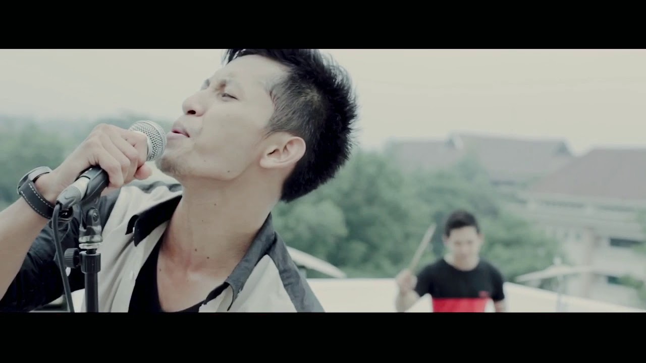 NAVIMUSIC - Hari Ini (Official Music Video)