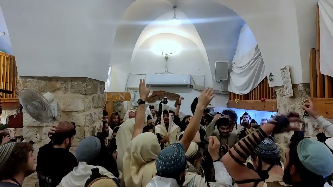 תפילת הלל ראש חודש אדר א' בניגונים וריקודים | ישיבת ההסדר צפת | אדר א' התשפ