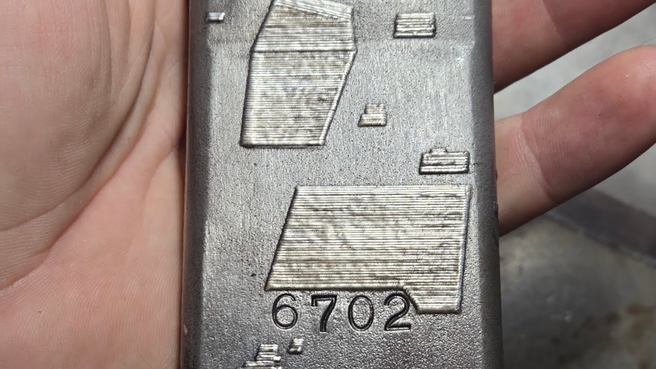 Restoring Rusty MG34 parts with microwelds  - repairing cracks and pitting - Firearms restoration