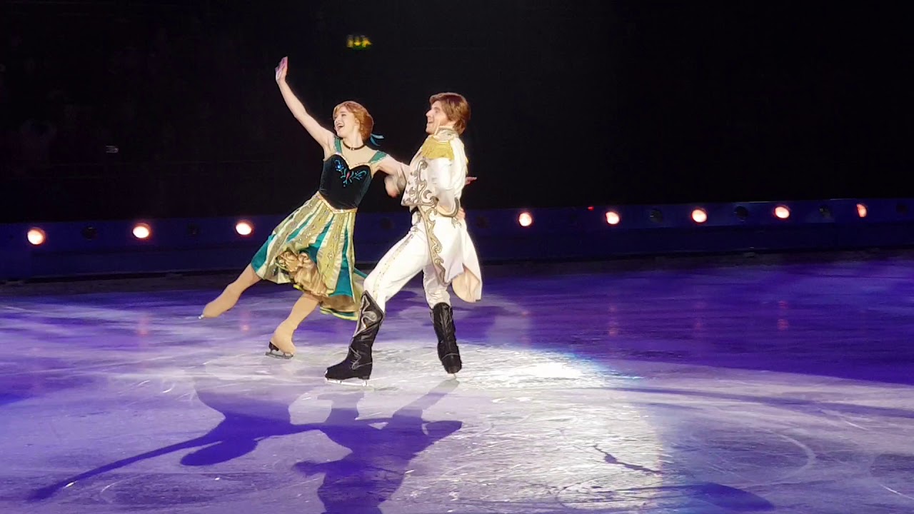 Disney on ice 2019 Anna frozen love is an open door
