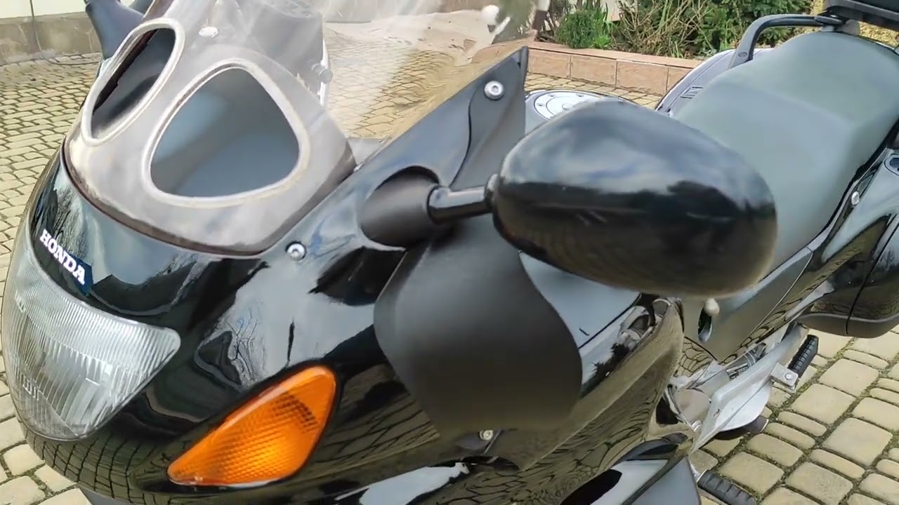 Honda Deauville 650 из Германии.