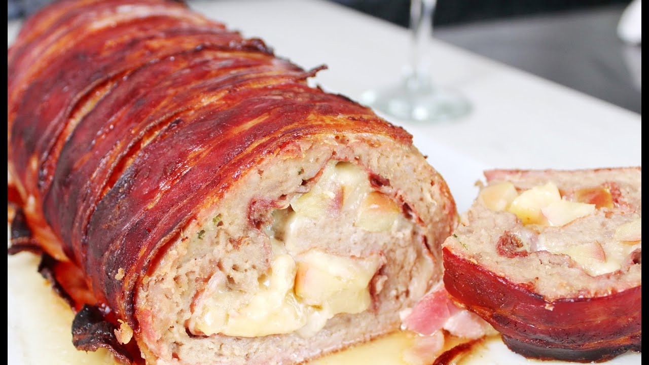 Rollo de carne picada  relleno , asado al horno envuelto en beicon |Navidad|