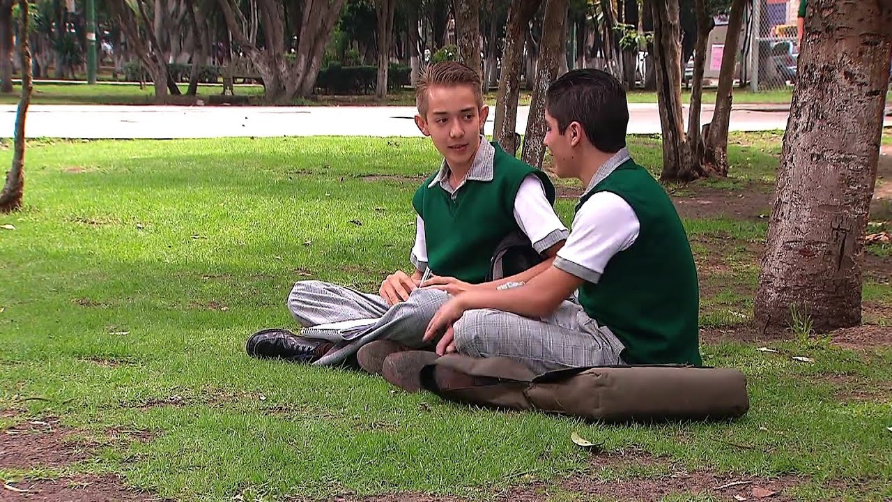 Lo Que Callamos Las Mujeres - Somos Todos Iguales (2012)