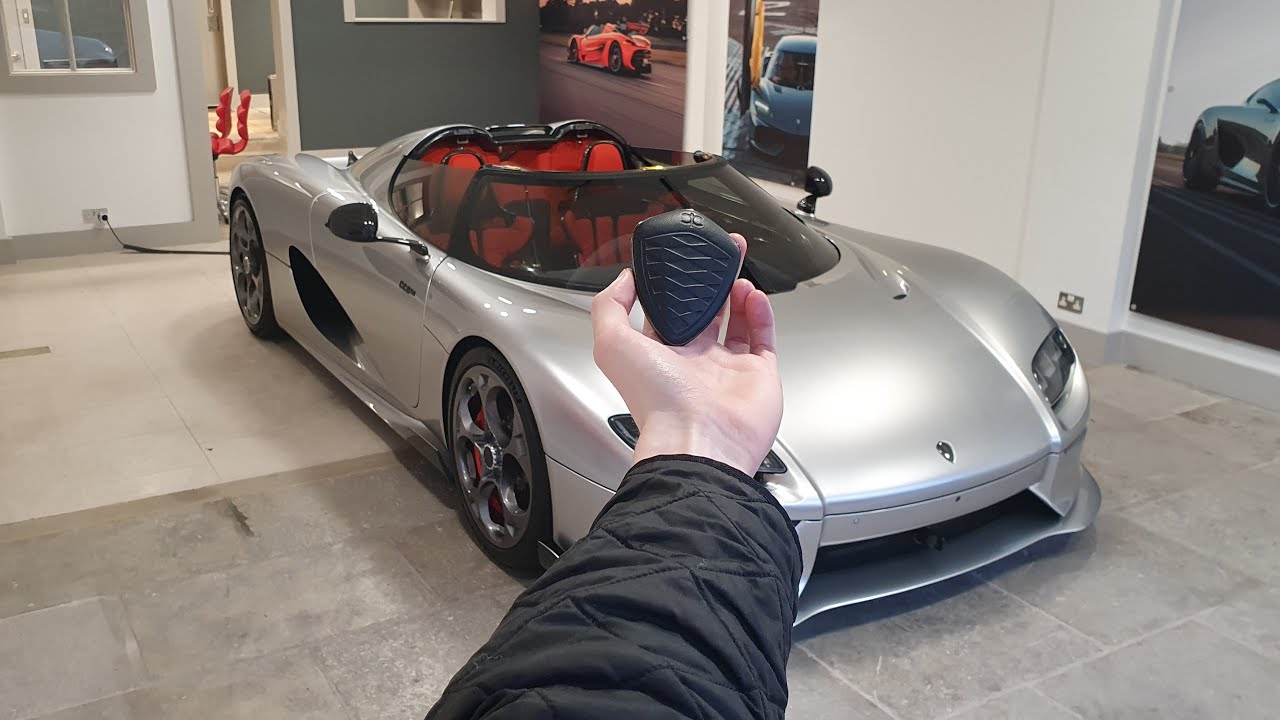 Koenigsegg CC850 2023 года: подробный обзор экстерьера и интерьера от первого лица.