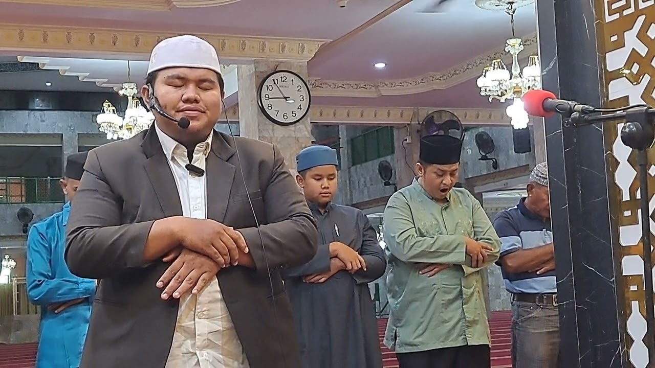 IMAM TARAWIH & WITIR MASJID TAQWA MUHAMMADIYAH SUMBAR| USTADZ FIRSTA YULIANO, LC, M.H